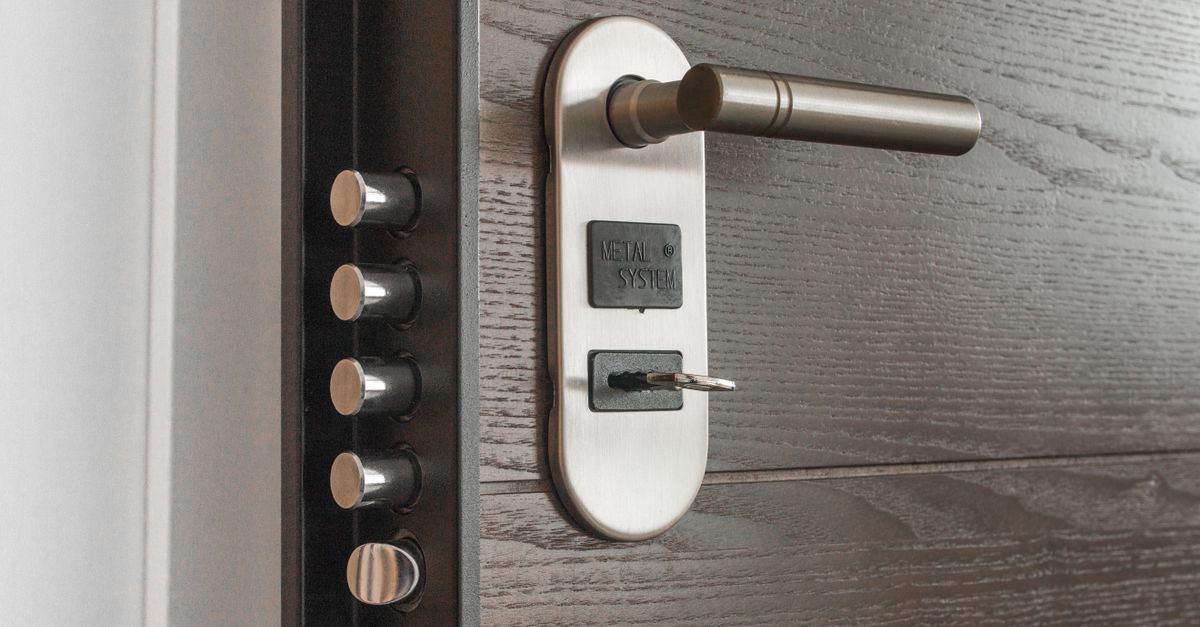 door lock repair home — Roslyn Locksmiths