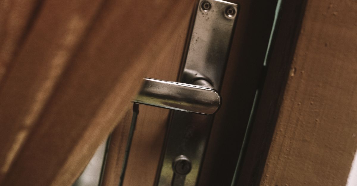 What Proof Do You Need to Show a Locksmith Before They Unlock a Door? — Roslyn Locksmiths