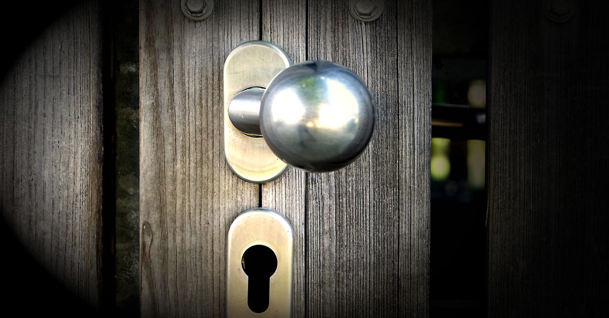 Home Lockout Service — Roslyn Locksmiths