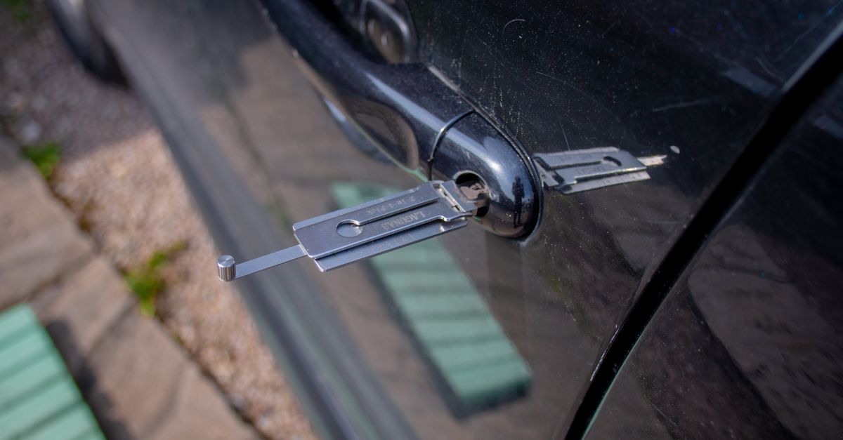 lock cylinder close up — Roslyn Locksmiths